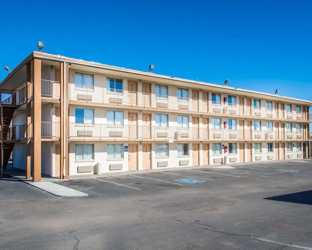 Rodeway Inn Pueblo Ngoại thất bức ảnh