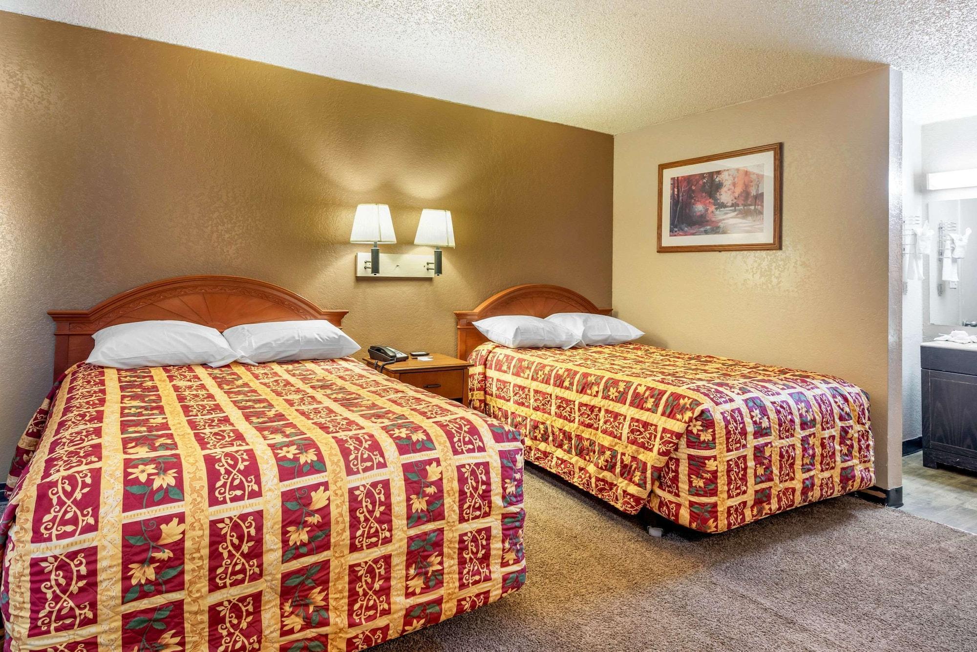 Rodeway Inn Pueblo Ngoại thất bức ảnh