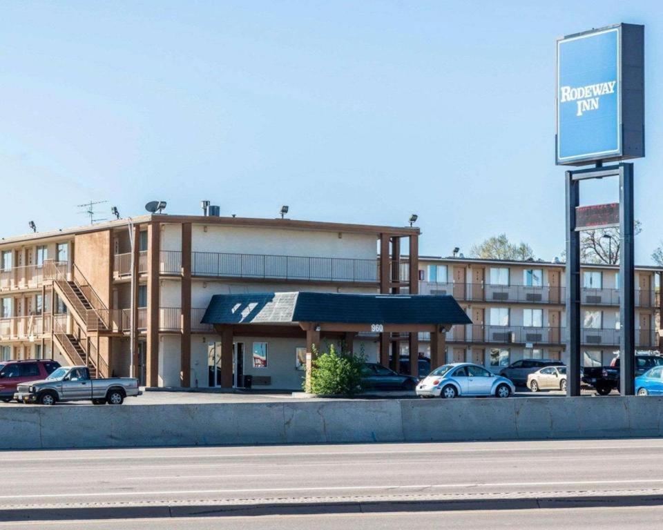 Rodeway Inn Pueblo Ngoại thất bức ảnh