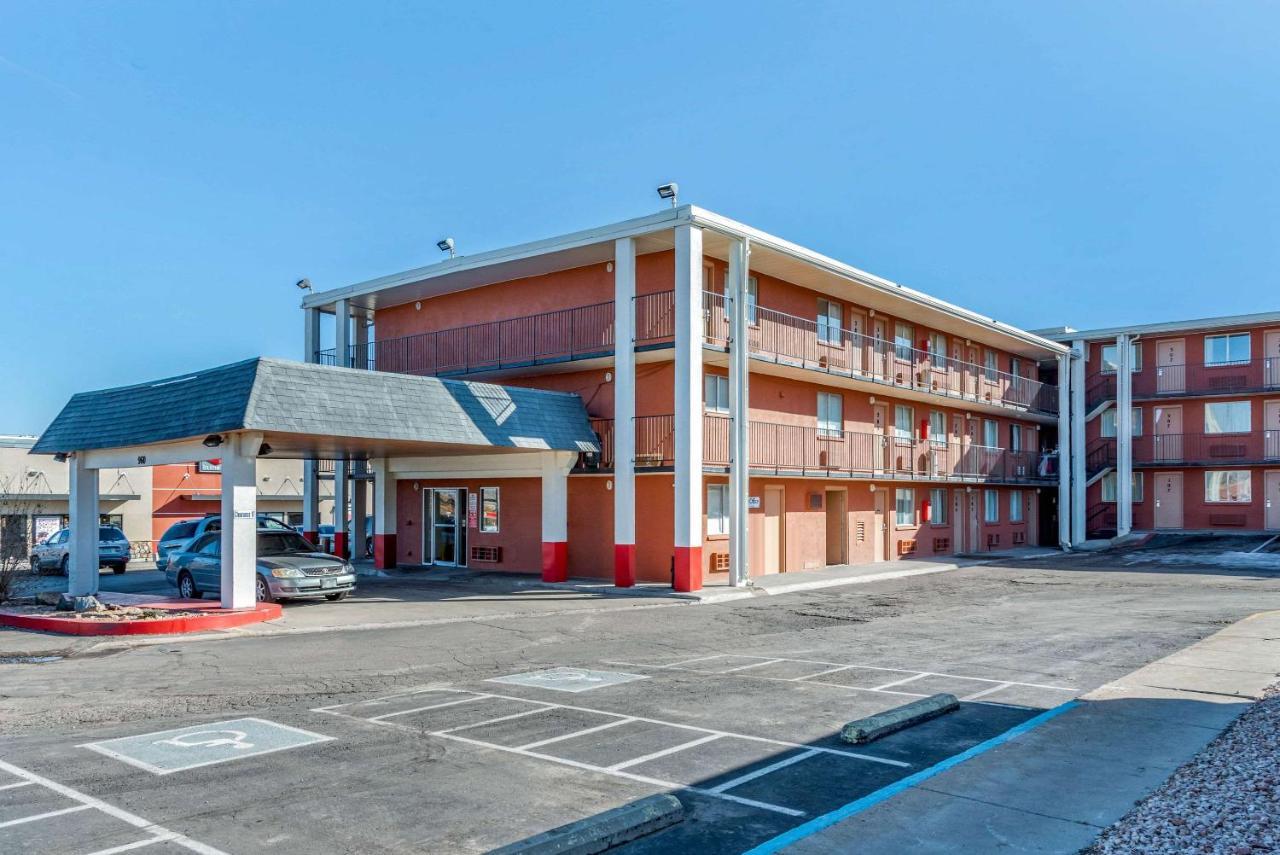 Rodeway Inn Pueblo Ngoại thất bức ảnh